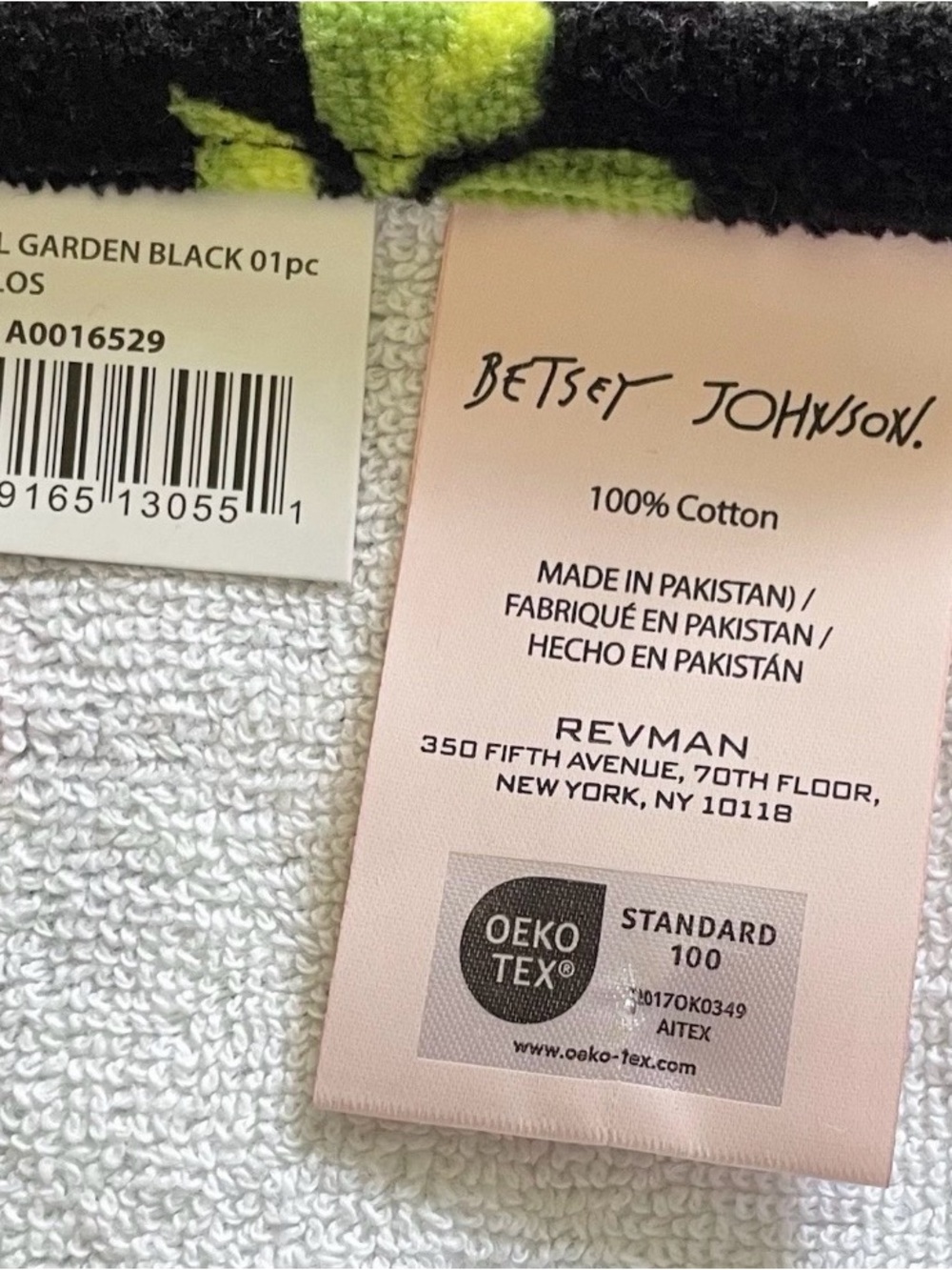 NEW Betsey Johnson 4 PIECE SKULL GARDEN Skull Red Rose Bath Towel & Hand Towels - Picture 8 of 11